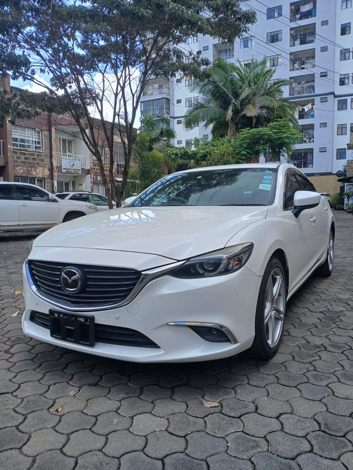 Mazda Atenza · photo